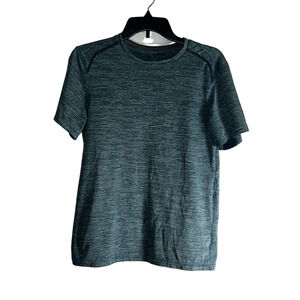 Men’s athletic dri fit short sleeved tee small striped green blue & grey workout